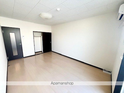 レオネクストＭｏｏｎＬｉｇｈｔ[1K/26.08m2]のリビング・居間1