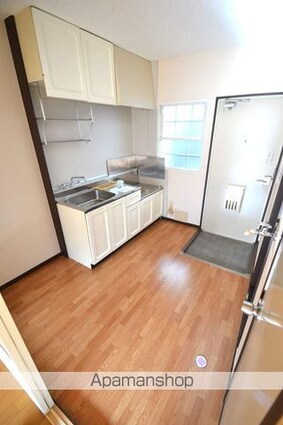 コーポマリンパーク[1K/23.77m2]の玄関