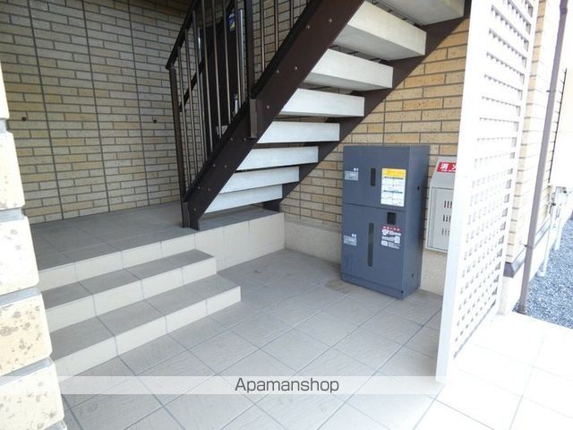 エース スクエア妻崎の玄関写真