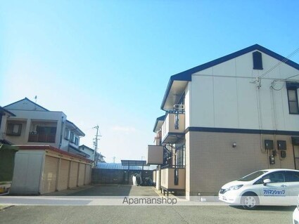 プリシェール北川３[3DK/48.7m2]の駐車場