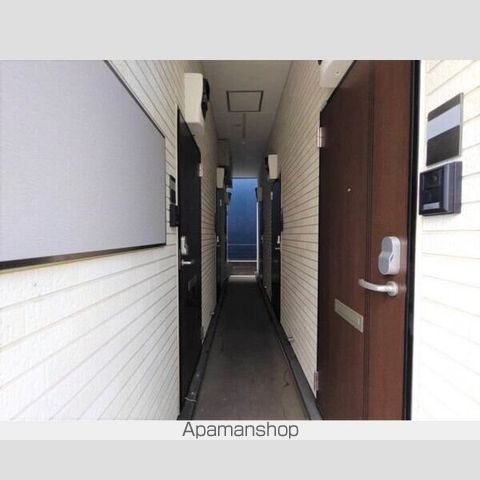 ハーモニーテラス西荻南の玄関写真