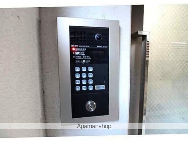 ZEROみやた通りの玄関写真