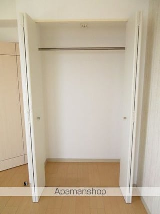 サンヴァーリオ小松島[1K/24.75m2]の収納