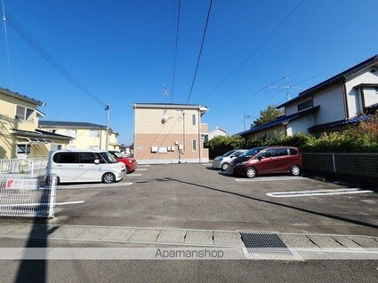 グラースＴＹ[2DK/54.96m2]の駐車場