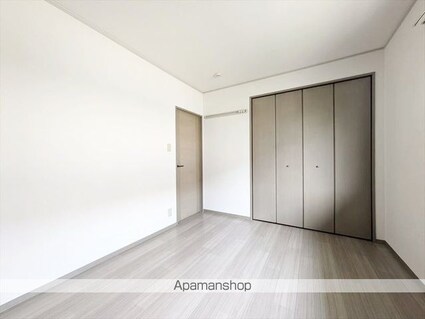 ファミーユ・ヴィラ　Ｂ・Ｃ　Ｃ棟[2LDK/55.2m2]の内装4