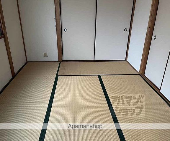 御陵ハイツの内装写真