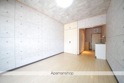 岡本ハイツ[1R/17.42m2]のリビング・居間
