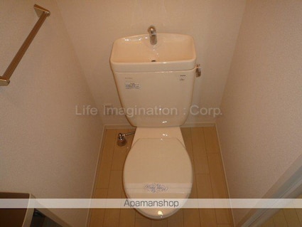 滋賀県東近江市市子殿町[1LDK/36.7m2]のトイレ