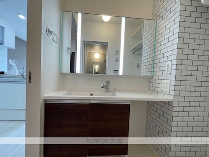 サンセール若里[1LDK/33.39m2]の洗面所