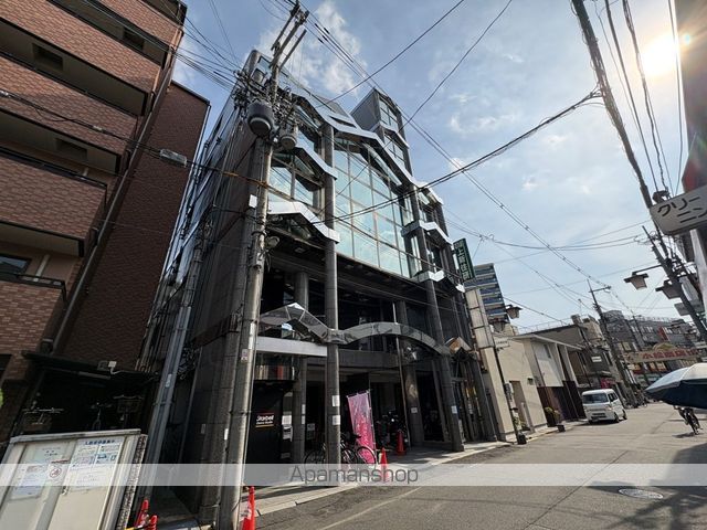 上新ビル上新庄の外観写真