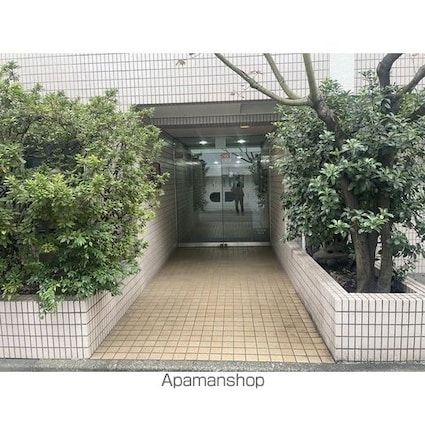 東京都中野区新井１丁目[3SLDK/158.44m2]の外観2