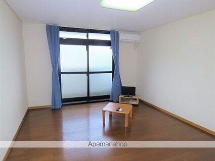 レオパレスクレール[1K/26.49m2]のリビング・居間1