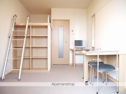 レオパレスうつくし[1K/20.81m2]のリビング・居間