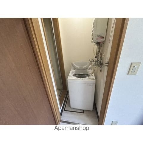 カレッジハウス66の内装写真