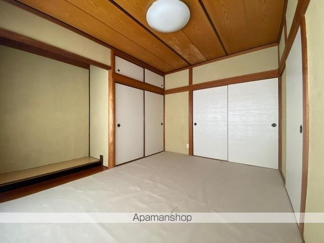 高松琴平電鉄琴平線 三条駅 徒歩5分 2階建 築38年の内装写真
