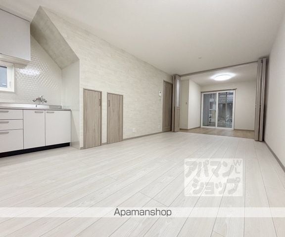 山陰本線 丹波口駅 徒歩8分 3階建 築33年の内装写真