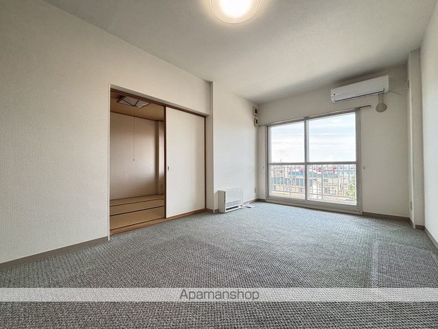 シャトーム吉川町の内装写真