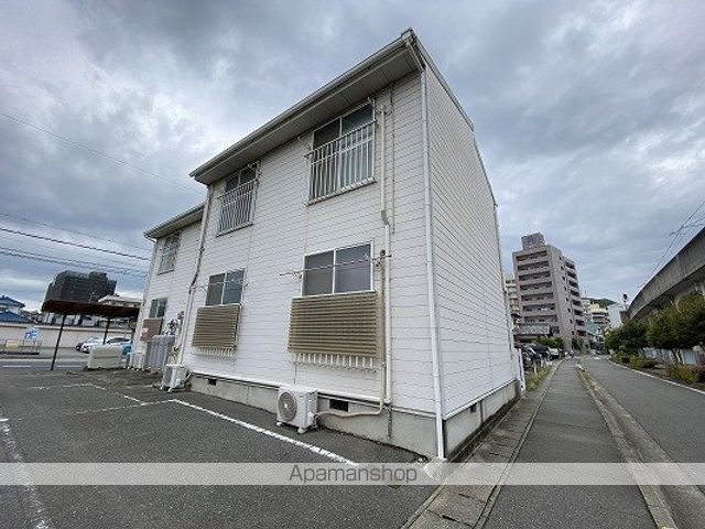 コーポ西中島の外観写真