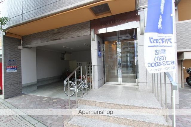 ブルージュの玄関写真