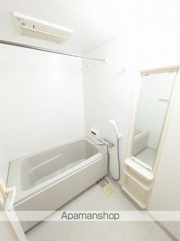 クラーロ・ティエラの内装写真