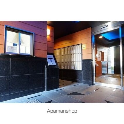 ジェイフラッツ初台[1LDK/39.24m2]のエントランス