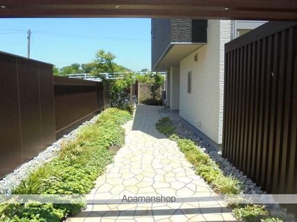 Ｍａｐｌｅ　Ｇａｒｄｅｎ（メイプル　ガーデン）[1LDK/45m2]の共用部10