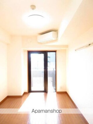 東京都港区南麻布３丁目[1K/22.68m2]のリビング・居間