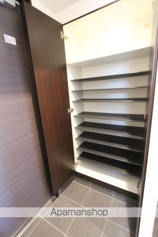 ソラノ瓦町の内装写真