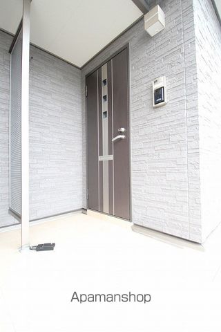 身延線 富士根駅 徒歩21分 2階建 築6年の玄関写真