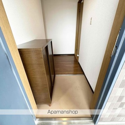 ソレイユ千[2LDK/57.6m2]の玄関