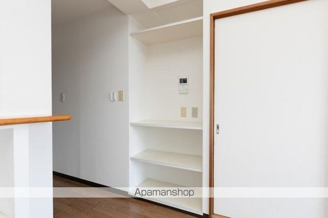 ライディングラン[3LDK/71.45m2]の内装1