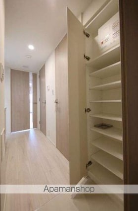 クロスレジデンス飯田橋[1K/26.32m2]の玄関