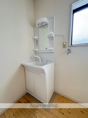 横森一丁目貸家の内装写真