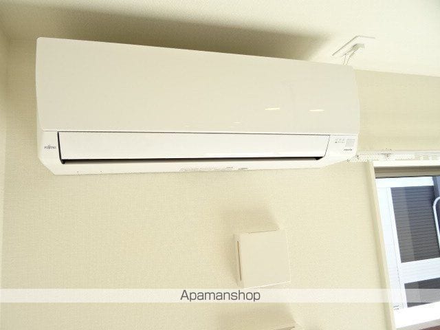 セレンディピティIIの内装写真