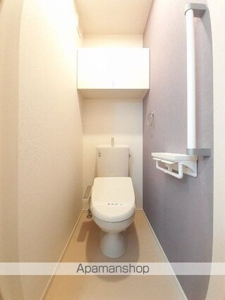 ポルトシャルムⅢ[1LDK/44.49m2]のトイレ