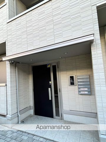 DーROOMフォルチェの玄関写真