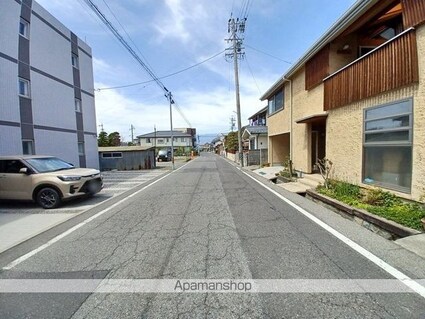 和泉町ビル[1R/32.63m2]の周辺4