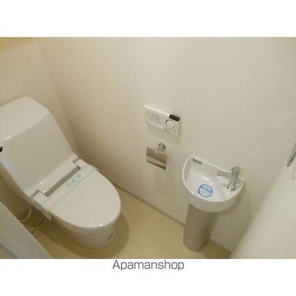 ＫＤＸ泉レジデンス[2LDK/66.46m2]のトイレ