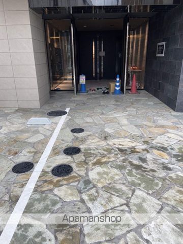 S−RESIDENCE東別院の玄関写真