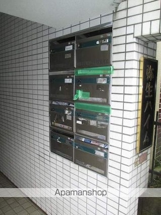 東京都武蔵野市西久保２丁目[1R/18.18m2]のエントランス