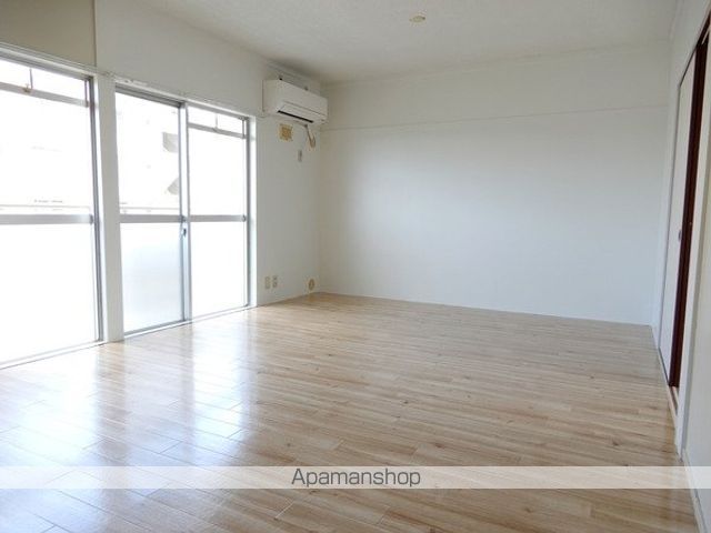 ビレッジハウス大塚台2号棟の内装写真