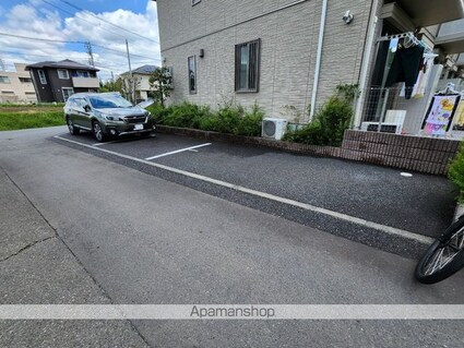 セリシール[2LDK/59.75m2]の駐車場