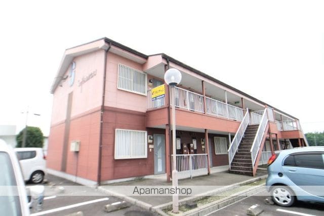 Surplus レオパレス Aの外観写真