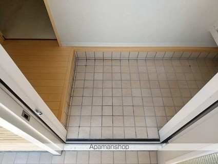 ＳＯＧＮＩ[3LDK/98.84m2]の玄関