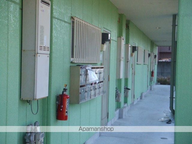 メゾンユニベールの玄関写真