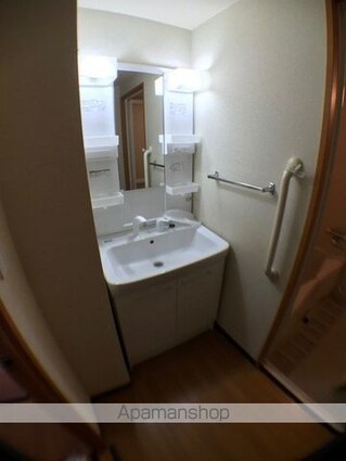 セントラル八幡中山[3LDK/63m2]の洗面所