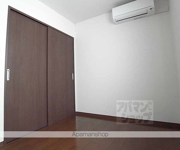 イスターナイマイ鴨川西の内装写真
