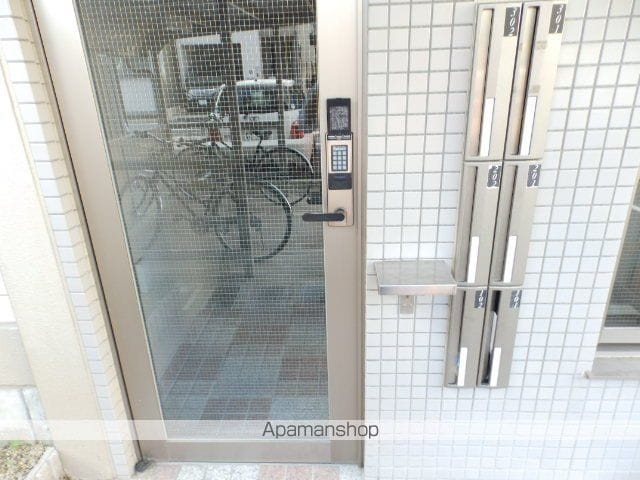 ペルゴレーズの玄関写真