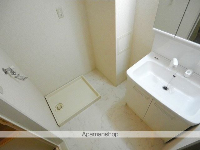 オーパスホームズ白山の内装写真
