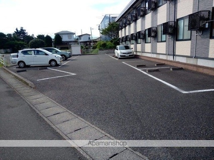 レオパレスＯＣＴ２[1K/28.02m2]の駐車場